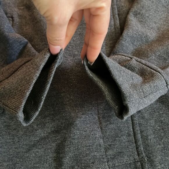 Atwell grey comfy front button sweater Sz- Small - Picture 11 of 12